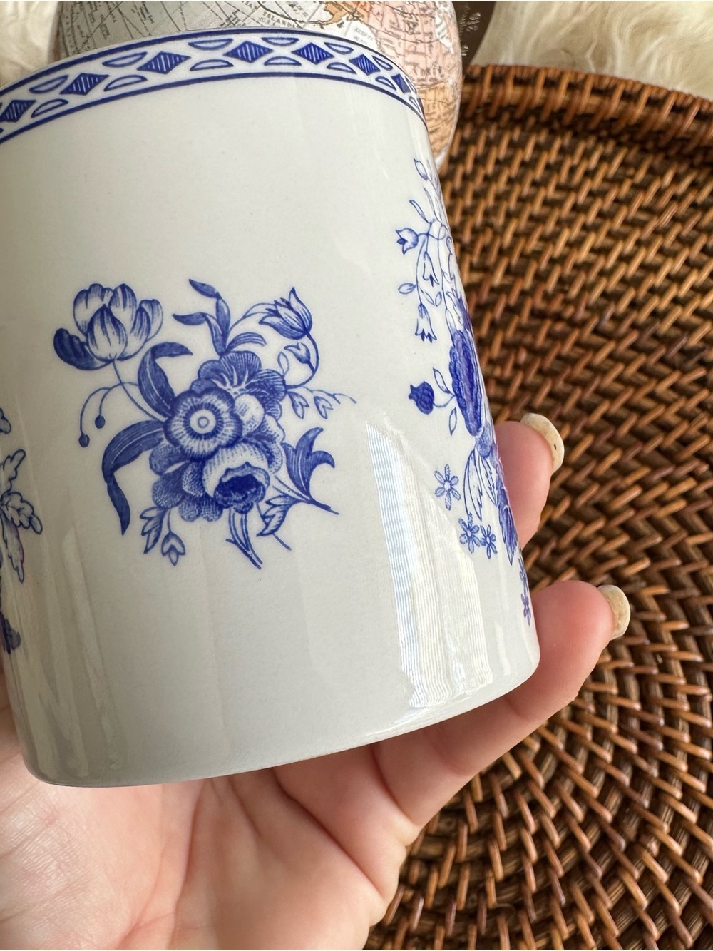Spode “Blue Roses” Blue Collection Coffee Tea Mug - Picture 5 of 7